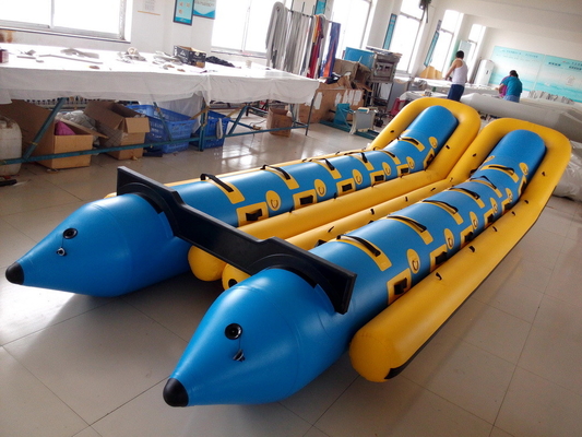 China Large Custom 12 Person Inflatable Banana Boat For Water Entertainment supplier